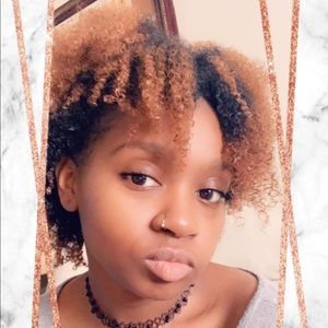 Meet your Posher, Esther